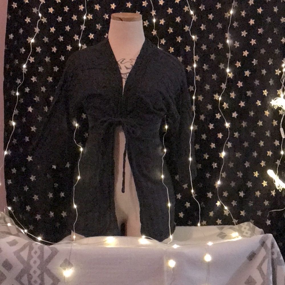Adorable/sexy black throw necklace can be sold with or alone for $5
